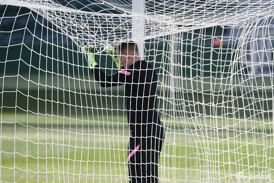 نتيجة مباراة مان يونايتد وتوتنهامملخص شامل لأحداث المواجهة الملتهبة