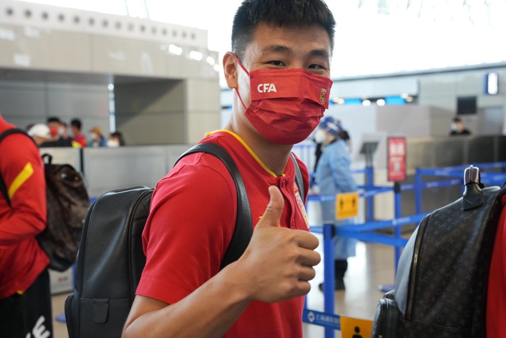 ليفربول بث مباشر مشاهدهدليل شامل لمشاهدة مباريات النادي الأحمر