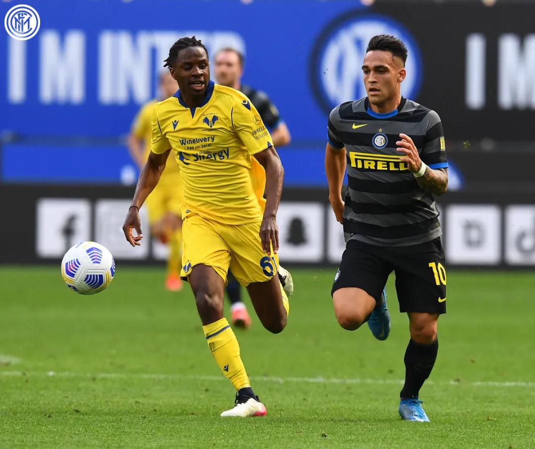 ماتش ريال مدريد وبرشلونة مباشرمواجهة أسطورية تجمع قطبي الكرة الإسبانية