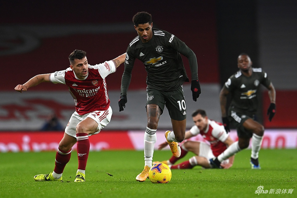 مرتضي منصور على قناة الزمالكقصة زعيم لا يتكرر