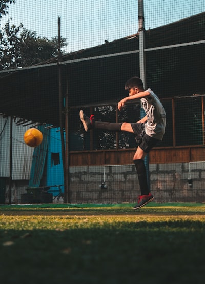 الأهلي والهلال السوداني يلا شوتصراع العمالقة في الدوري الممتاز